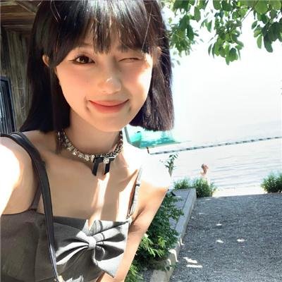 亲亲小妹封面